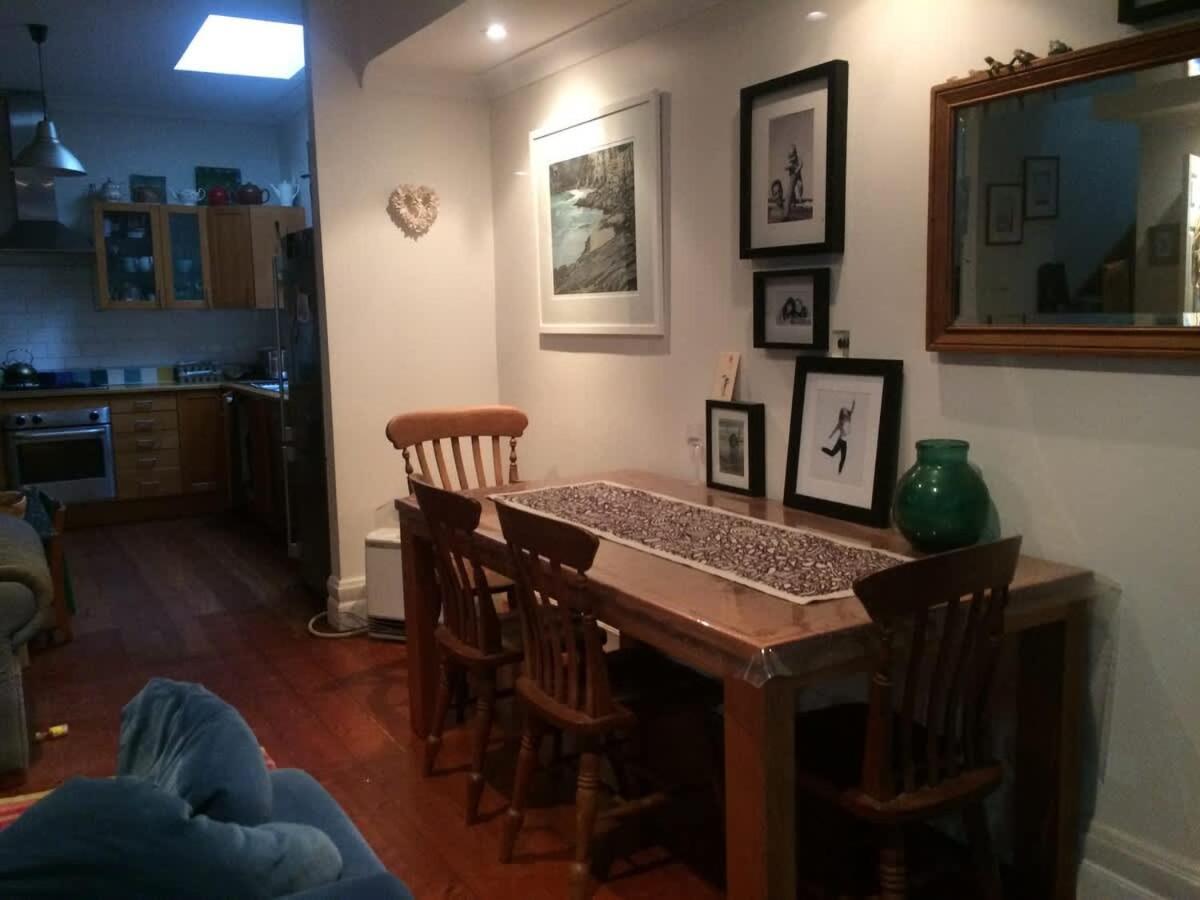 Relaxed House In Bronte * Sydney